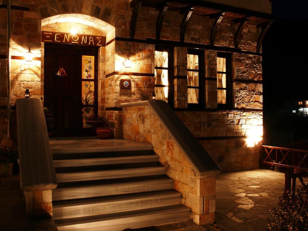Petrini Gonia Aparthotel Livadherón Екстериор снимка